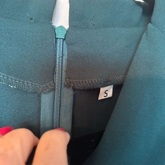 Women's Dark Green Short Sleeve Jumpsuit with Belt Size S - Picture 5 of 10